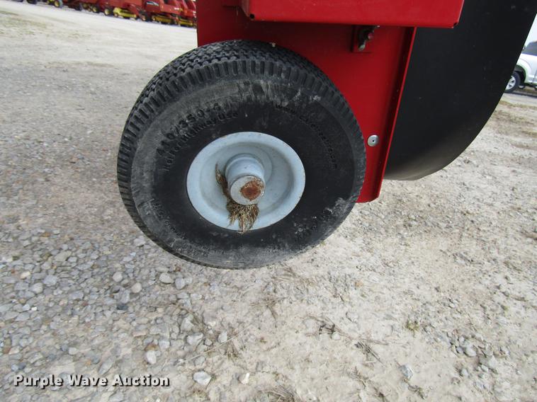 image for item DB6751 Westfield MKX130-94 grain auger