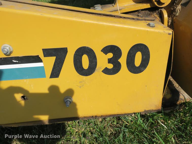 image for item DB8839 Vermeer 7030 disc mower