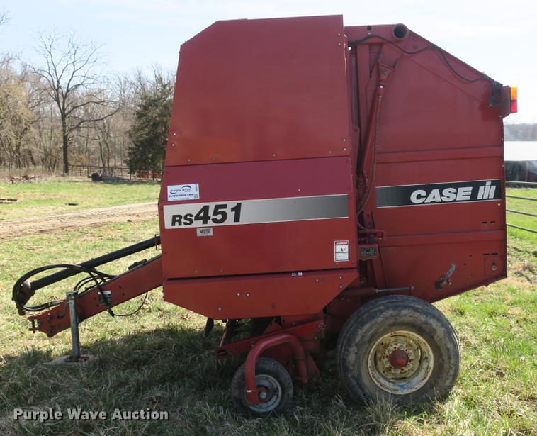 image for item DB8841 1999 Case IH RS451 round baler
