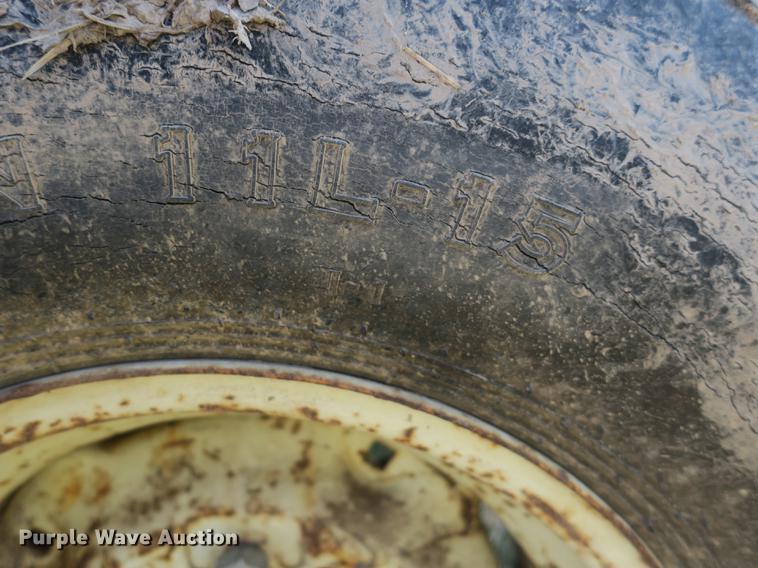 image for item DB8841 1999 Case IH RS451 round baler