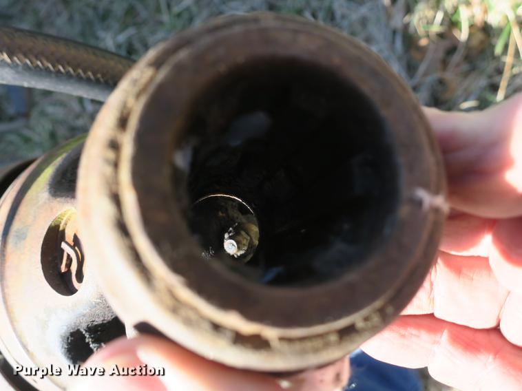 image for item DB8841 1999 Case IH RS451 round baler