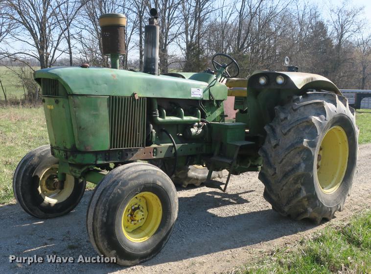 image for item DB8844 John Deere 4020 tractor