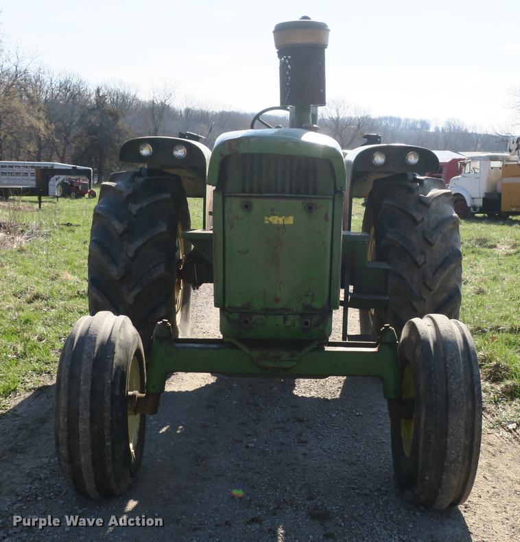 image for item DB8844 John Deere 4020 tractor