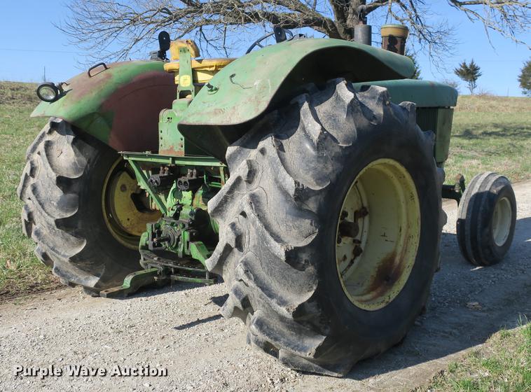 image for item DB8844 John Deere 4020 tractor