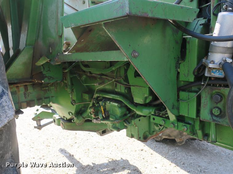 image for item DB8844 John Deere 4020 tractor