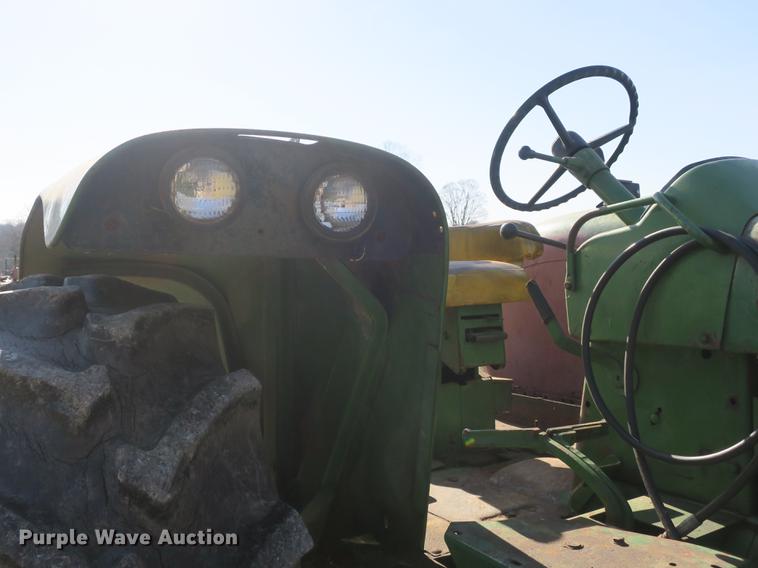 image for item DB8844 John Deere 4020 tractor