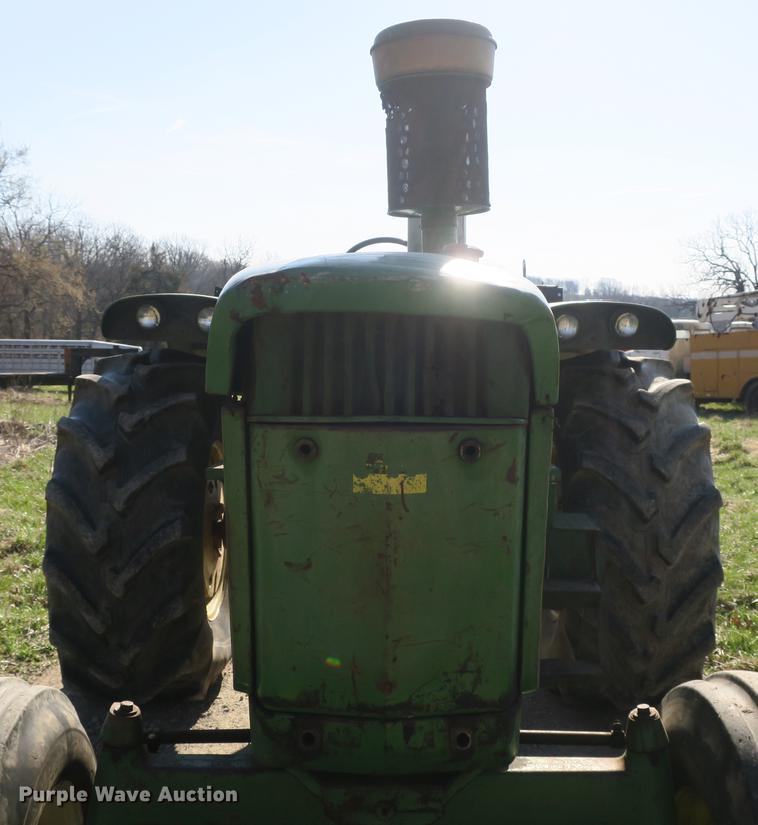 image for item DB8844 John Deere 4020 tractor