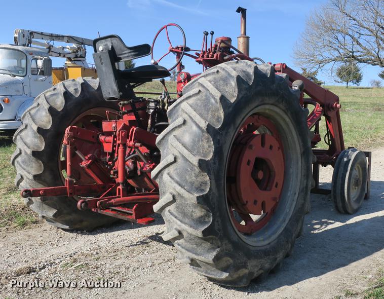 image for item DB8845 Farmall Super M tractor