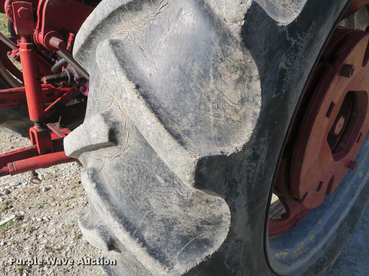 image for item DB8845 Farmall Super M tractor