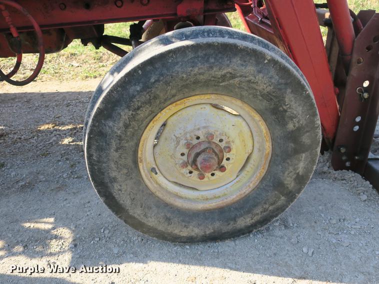 image for item DB8845 Farmall Super M tractor