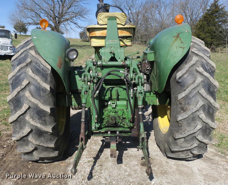 image for item DB8846 John Deere 4020 tractor