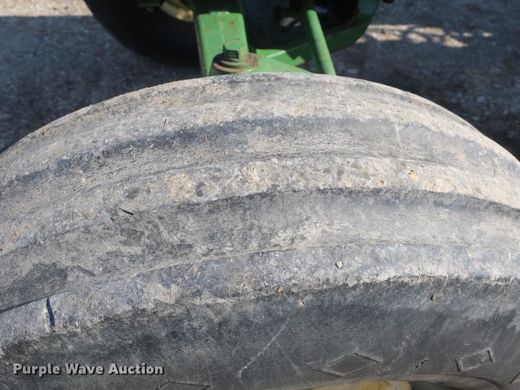 image for item DB8846 John Deere 4020 tractor