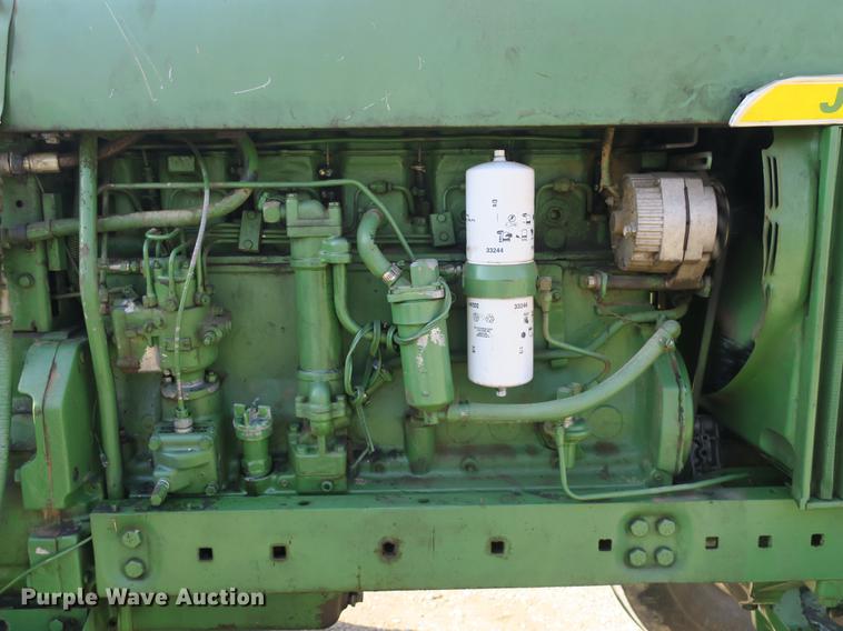 image for item DB8846 John Deere 4020 tractor