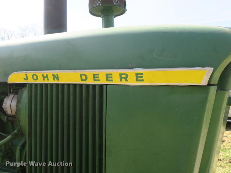 image for item DB8846 John Deere 4020 tractor