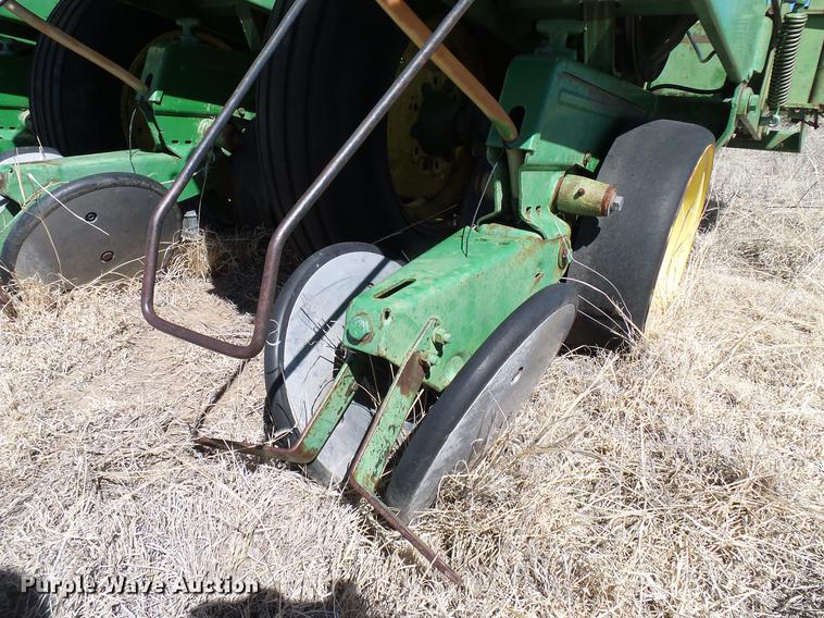 image for item DD6019 John Deere 7000 planter