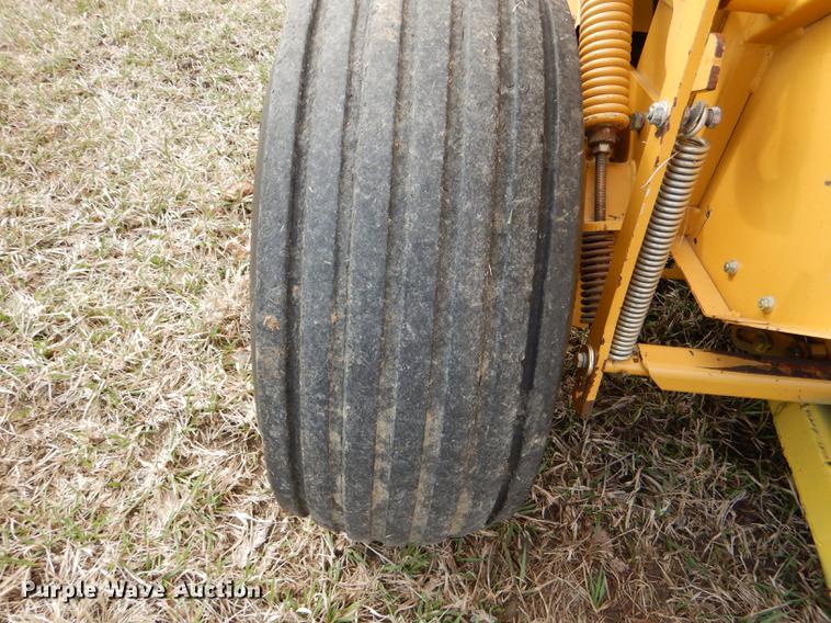 image for item DE0076 2005 Vermeer 554XL Accu-Bale Plus round baler