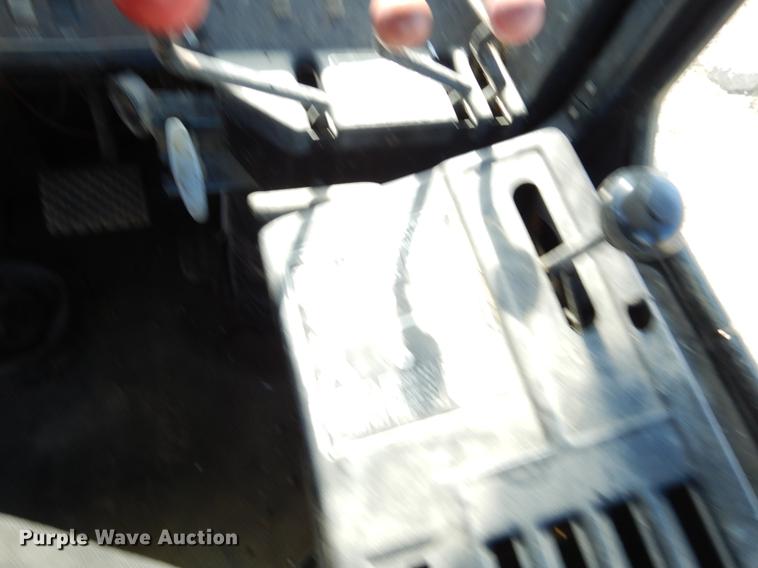 image for item DE6076 1977 Ford FW30 4WD tractor