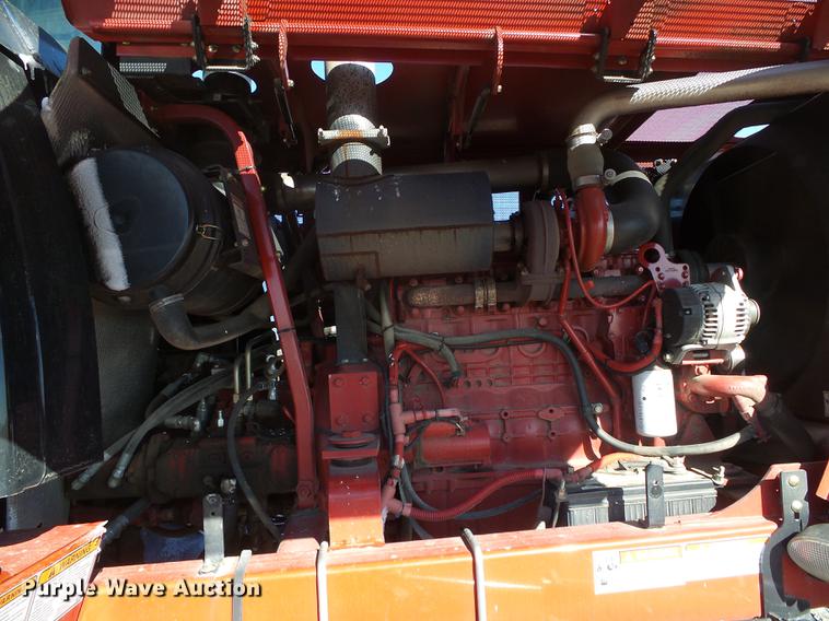 image for item DF2950 2013 New Holland H8080 windrower