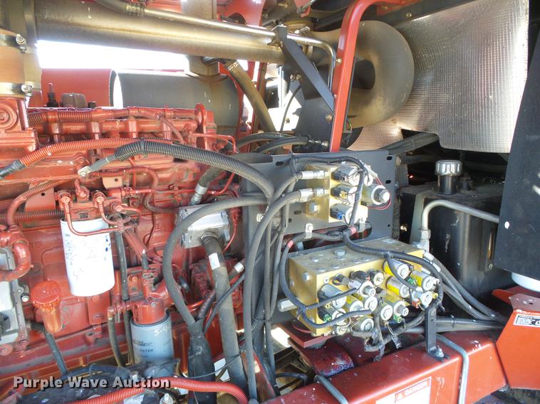 image for item DF2950 2013 New Holland H8080 windrower