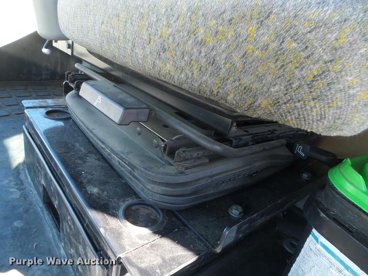 image for item DF2950 2013 New Holland H8080 windrower