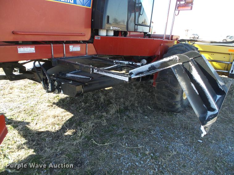 image for item DF2950 2013 New Holland H8080 windrower