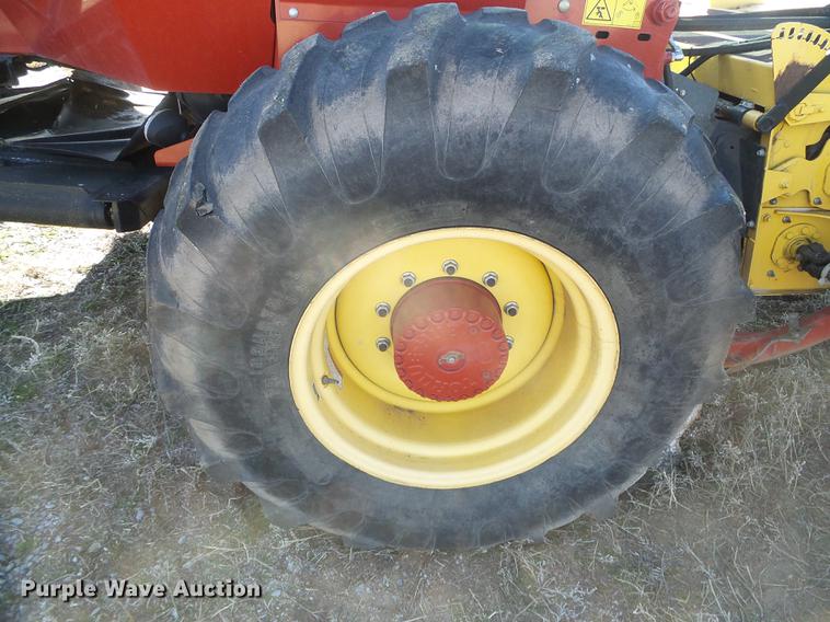 image for item DF2950 2013 New Holland H8080 windrower