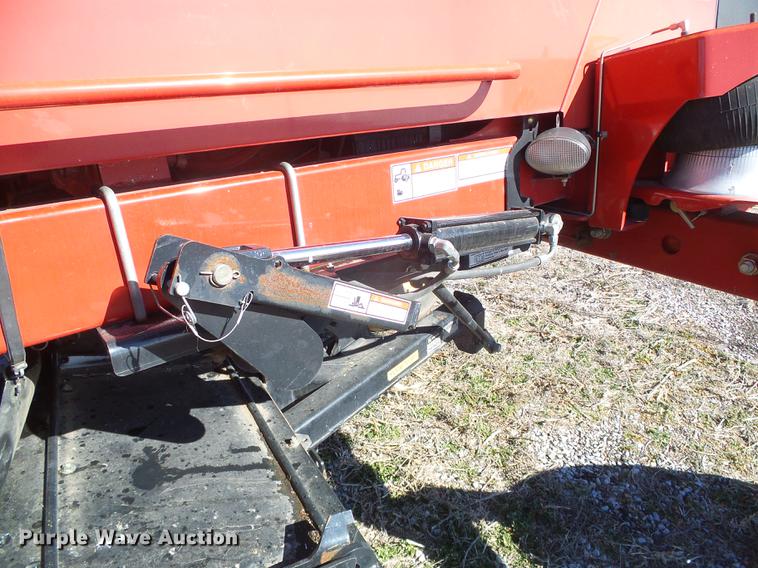 image for item DF2950 2013 New Holland H8080 windrower