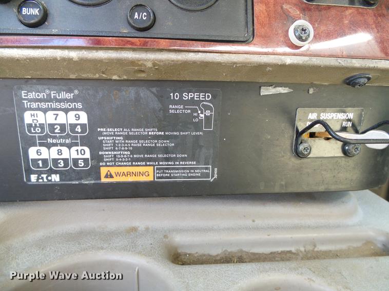 image for item DF2978 2004 International Eagle 9400i silage truck