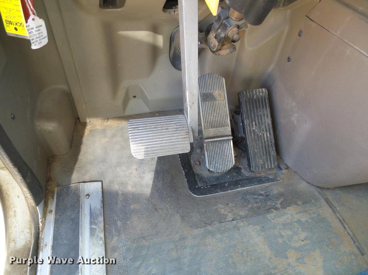 image for item DF2978 2004 International Eagle 9400i silage truck