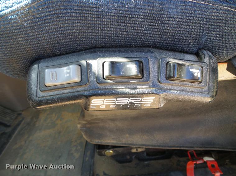 image for item DF2978 2004 International Eagle 9400i silage truck