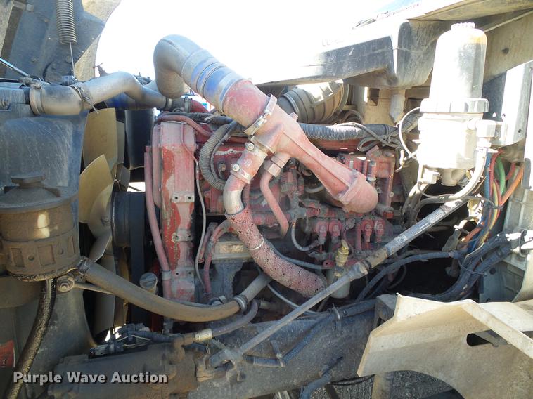 image for item DF2978 2004 International Eagle 9400i silage truck