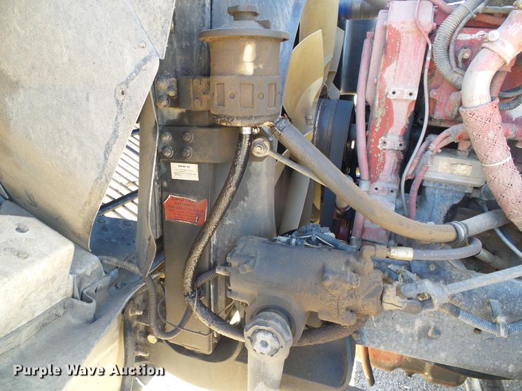 image for item DF2978 2004 International Eagle 9400i silage truck