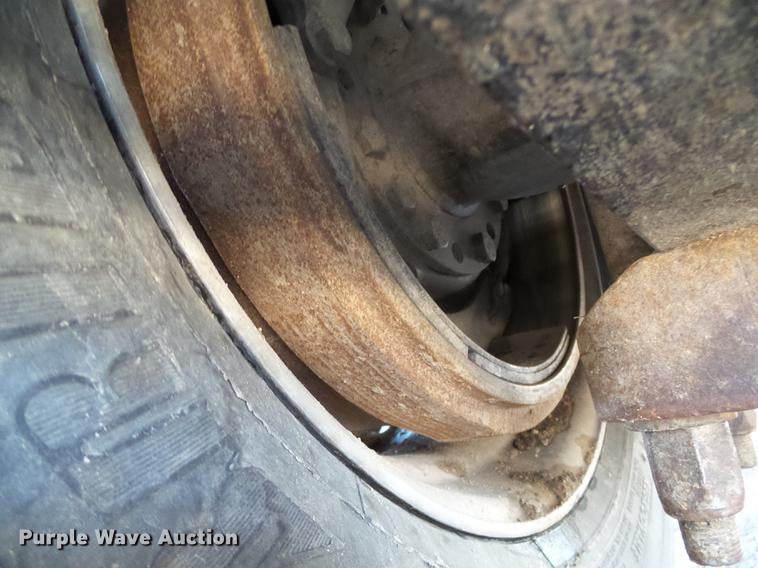 image for item DF2978 2004 International Eagle 9400i silage truck