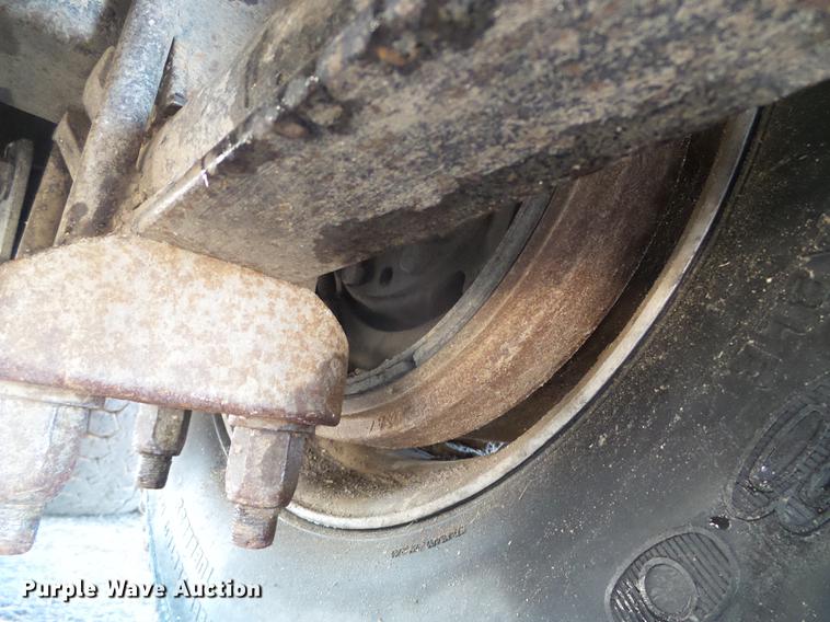 image for item DF2978 2004 International Eagle 9400i silage truck