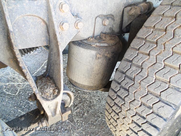 image for item DF2978 2004 International Eagle 9400i silage truck