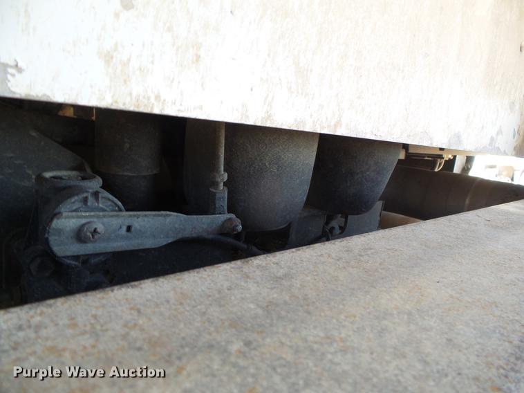 image for item DF2978 2004 International Eagle 9400i silage truck