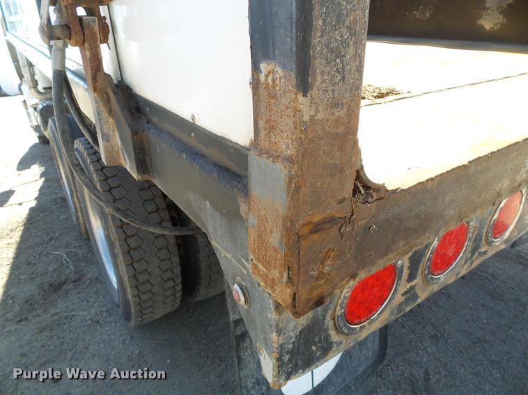 image for item DF2978 2004 International Eagle 9400i silage truck