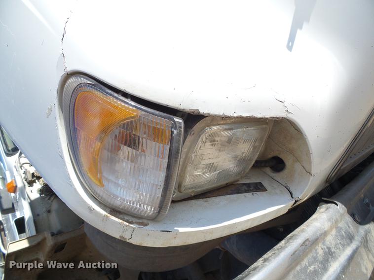 image for item DF2978 2004 International Eagle 9400i silage truck