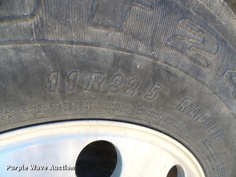 image for item DF2978 2004 International Eagle 9400i silage truck