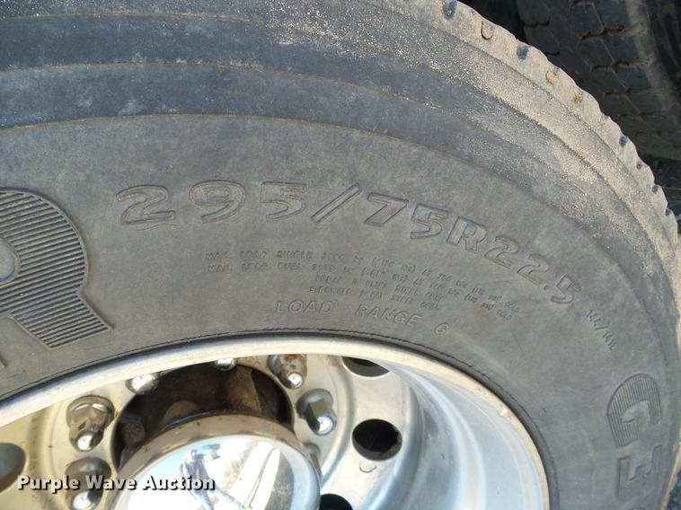 image for item DF2978 2004 International Eagle 9400i silage truck