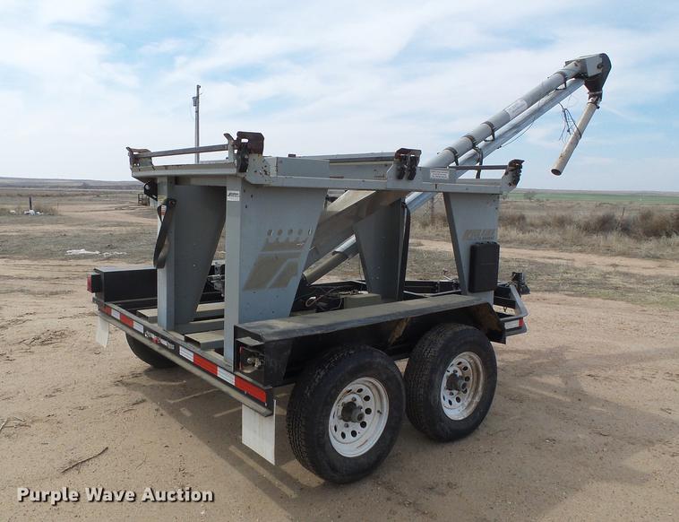 image for item DF2994 2011 Speed King Tote G 90783200 seed tote