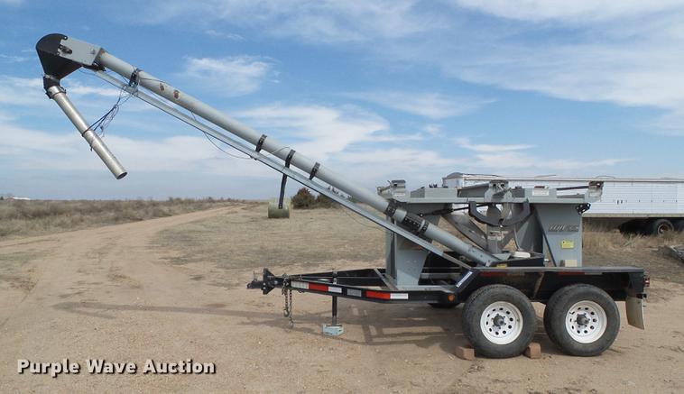 image for item DF2994 2011 Speed King Tote G 90783200 seed tote