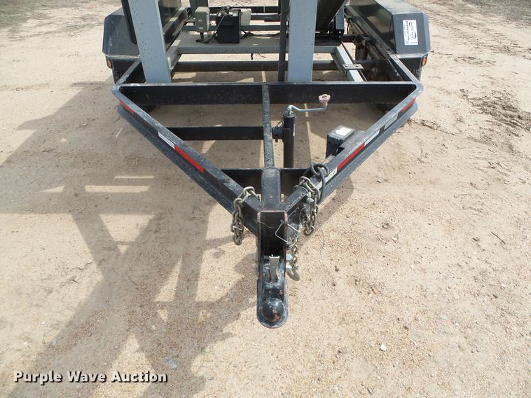 image for item DF2994 2011 Speed King Tote G 90783200 seed tote