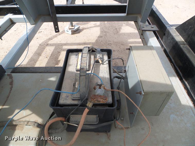 image for item DF2994 2011 Speed King Tote G 90783200 seed tote