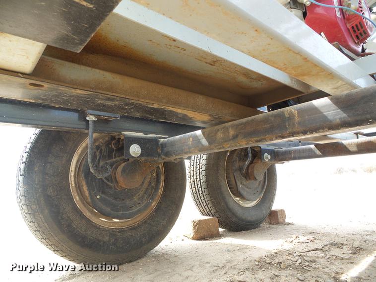 image for item DF2994 2011 Speed King Tote G 90783200 seed tote