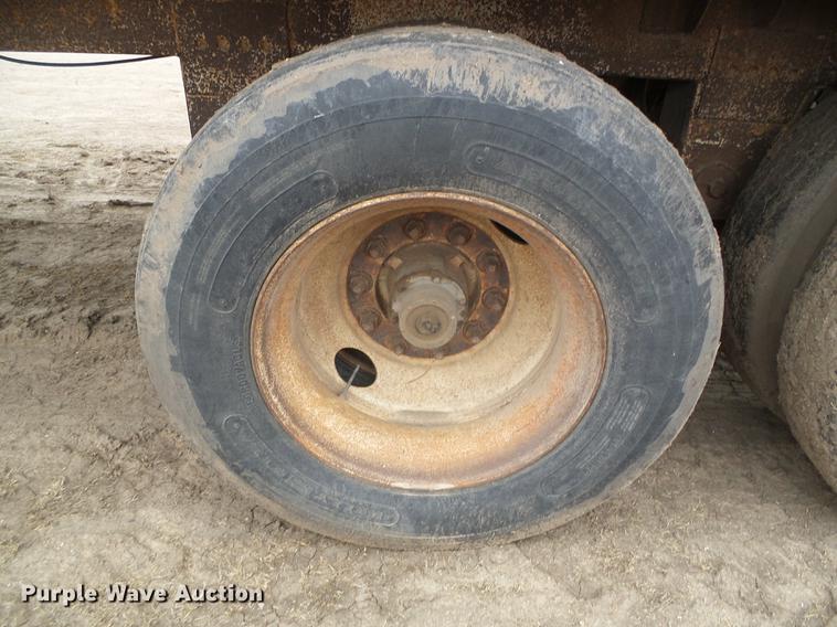image for item DF2997 1995 Timpte double hopper grain trailer