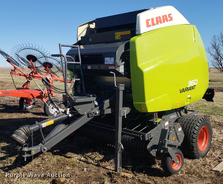 image for item DF3365 2014 Claas Variant 360 round baler