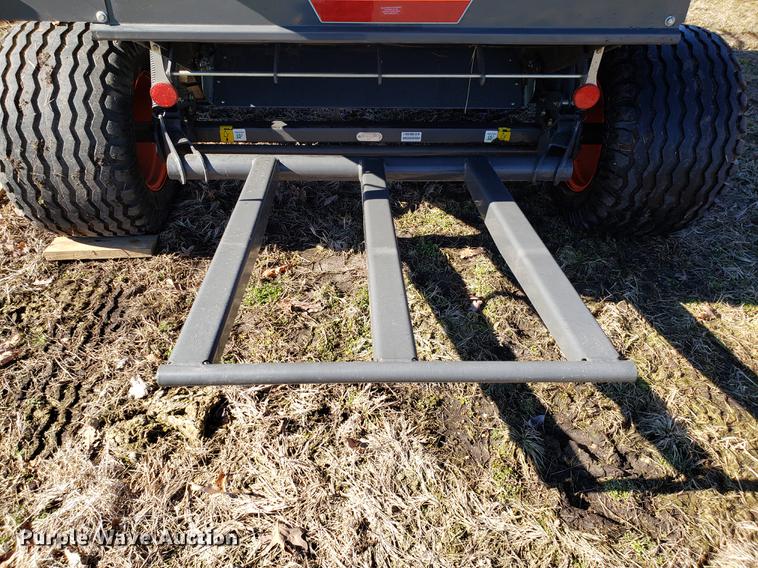 image for item DF3365 2014 Claas Variant 360 round baler