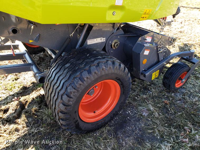 image for item DF3365 2014 Claas Variant 360 round baler
