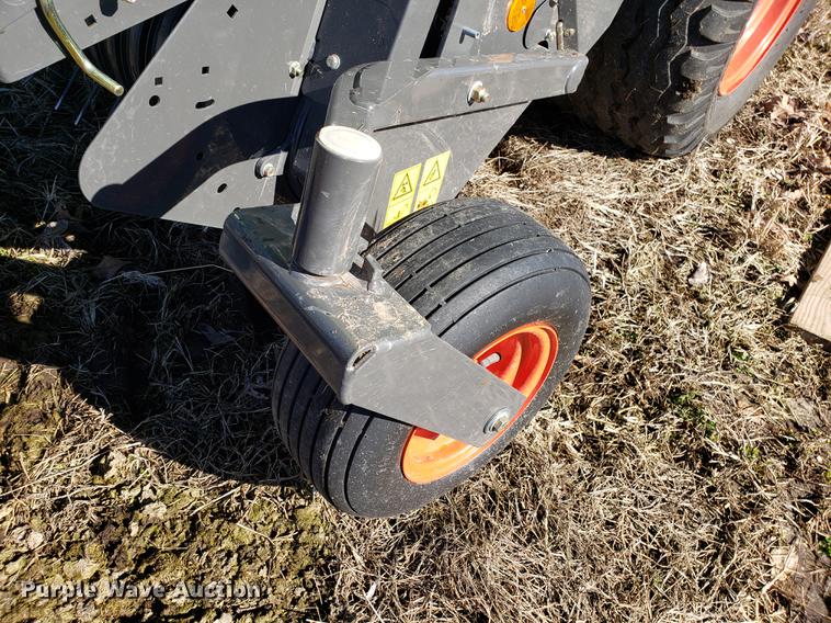 image for item DF3365 2014 Claas Variant 360 round baler